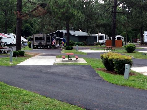 full service hookup campgrounds near me